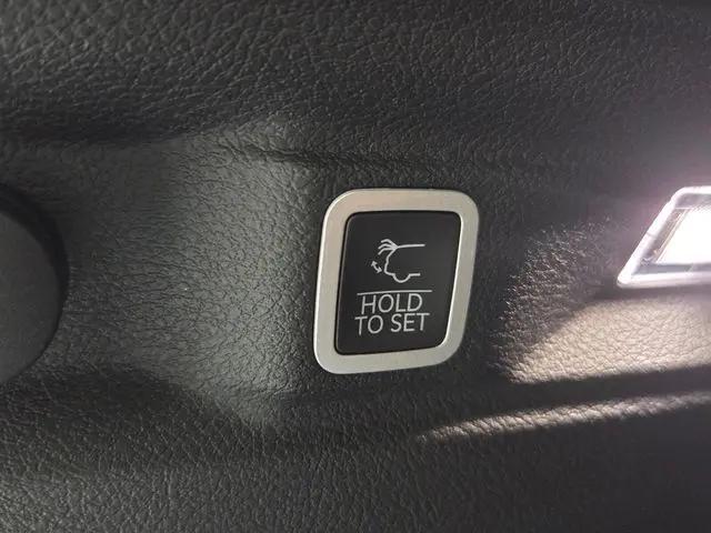 2026 Jeep Grand Cherokee L Altitude 4x2