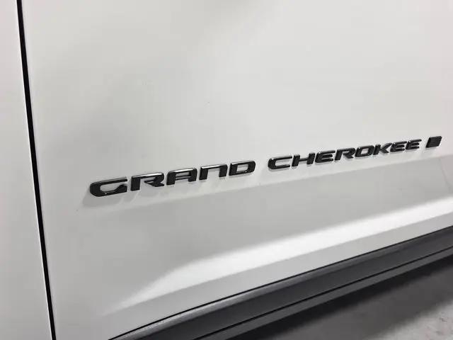 2026 Jeep Grand Cherokee L Altitude 4x2