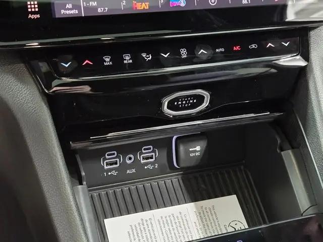 2026 Jeep Grand Cherokee L Altitude 4x2