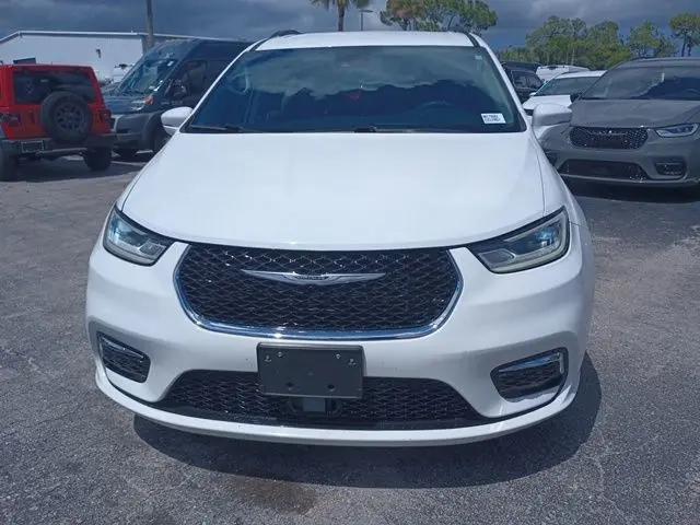 2022 Chrysler Pacifica Touring L for sale in Fort Myers, FL