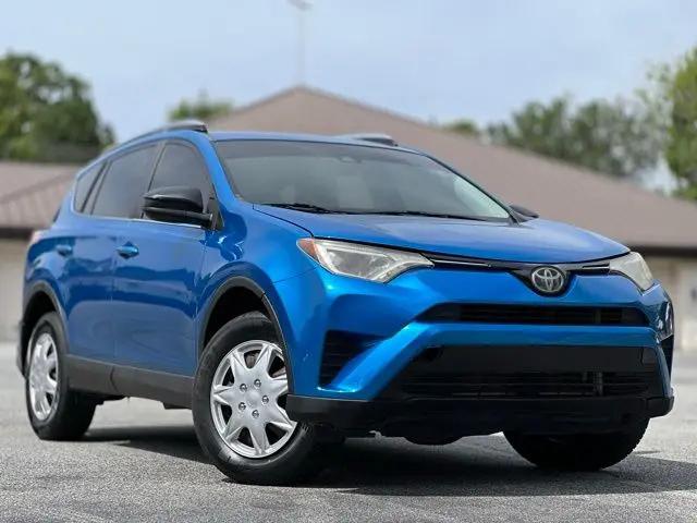 2017 Toyota RAV4 LE