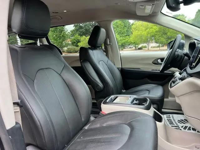 2021 Chrysler Pacifica Touring L