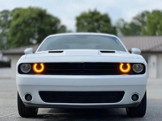2021 Dodge Challenger SXT