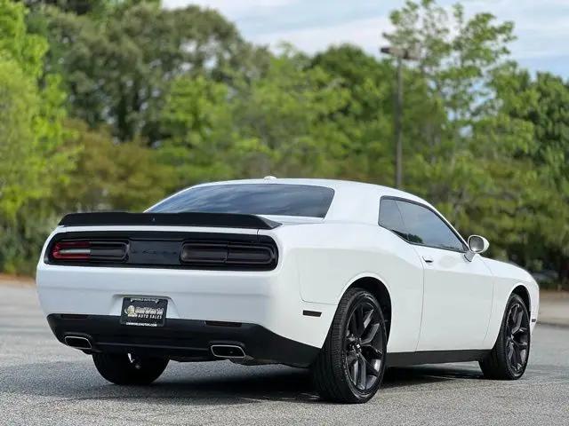 2021 Dodge Challenger SXT