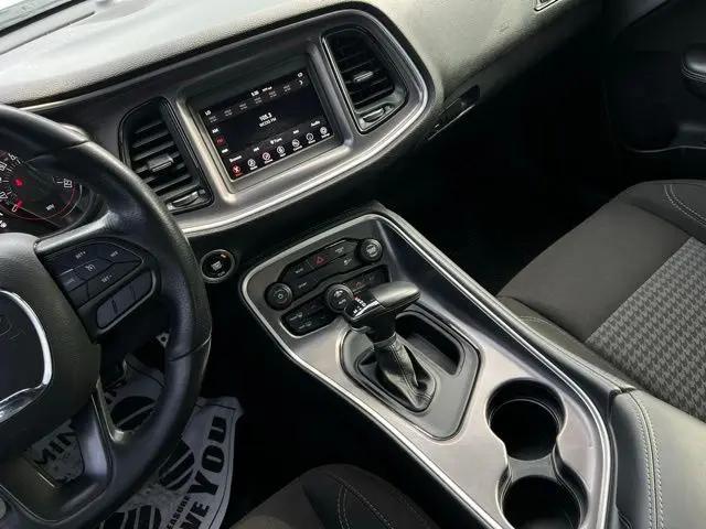 2021 Dodge Challenger SXT