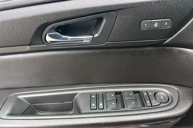 2017 Chevrolet Traverse Premier
