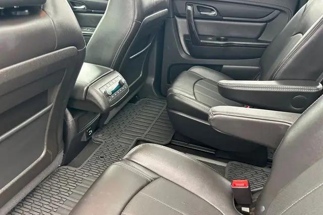 2017 Chevrolet Traverse Premier