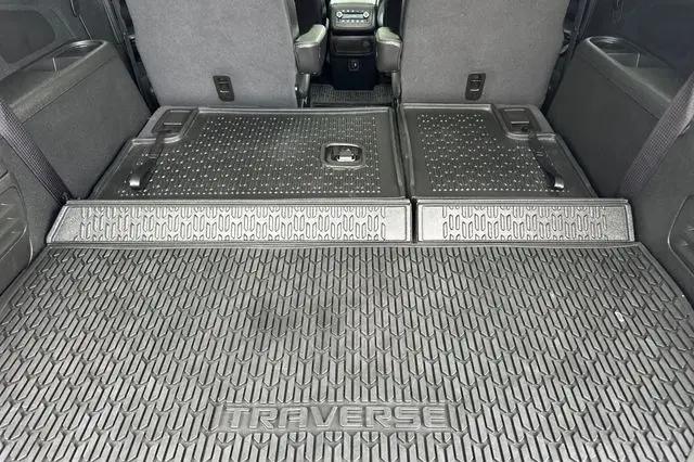 2017 Chevrolet Traverse Premier