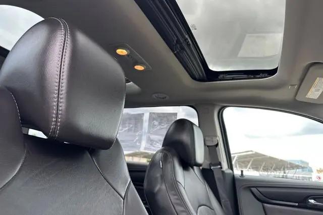 2017 Chevrolet Traverse Premier