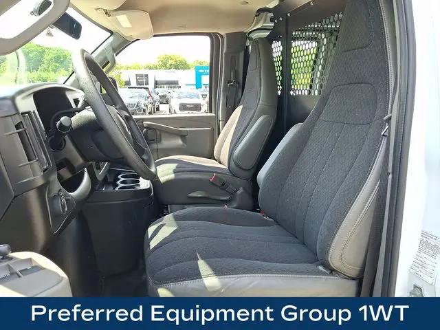 2024 GMC Savana Cargo RWD 2500 Regular Wheelbase Work Van