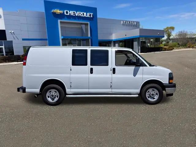 2024 GMC Savana Cargo RWD 2500 Regular Wheelbase Work Van