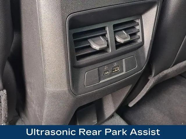 2025 GMC Canyon Elevation 4WD