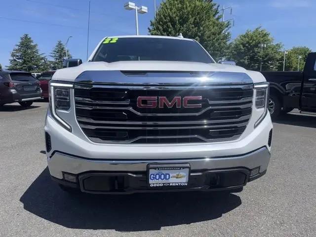 2022 GMC Sierra 1500 4WD Crew Cab Short Box SLT