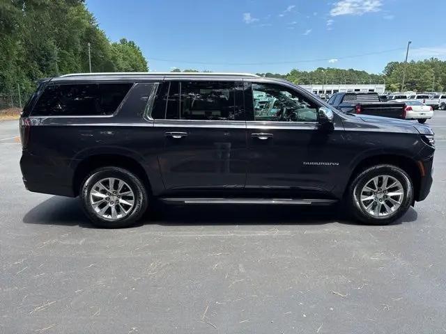 2025 Chevrolet Suburban 4WD Premier