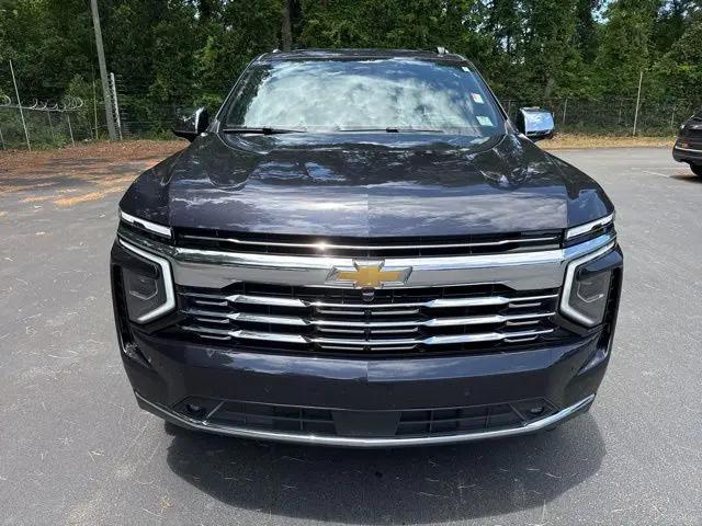 2025 Chevrolet Suburban 4WD Premier