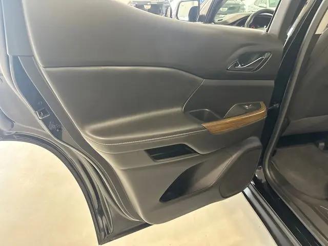 2023 GMC Acadia AWD SLE