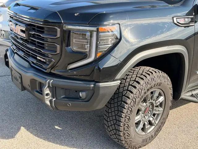 2026 GMC Sierra 1500 Crew Cab, Short Bed, AT4X, 4WD
