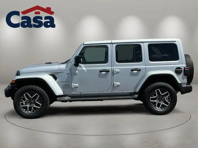 2024 Jeep Wrangler 4-Door Sahara 4x4