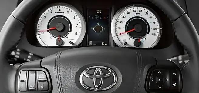 2017 Toyota Sienna XLE 8 Passenger