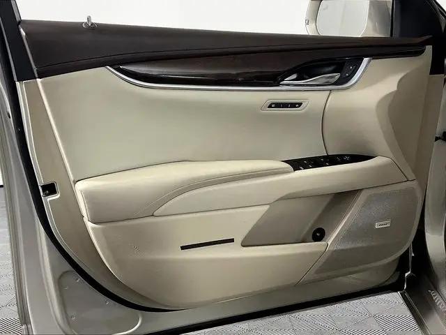 2016 Cadillac XTS Luxury Collection