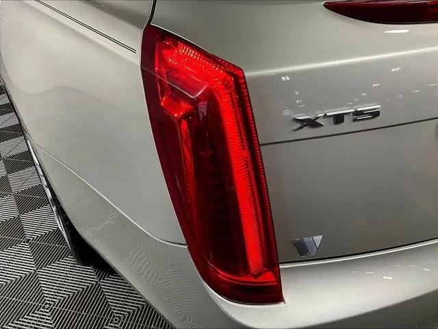 2016 Cadillac XTS Luxury Collection