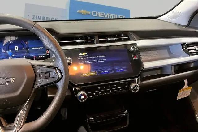 2027 Chevrolet Bolt LT FWD