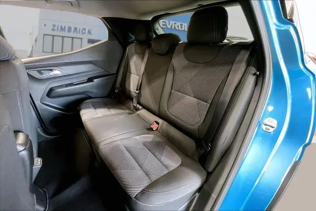2027 Chevrolet Bolt LT FWD