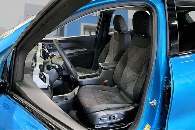 2027 Chevrolet Bolt LT FWD