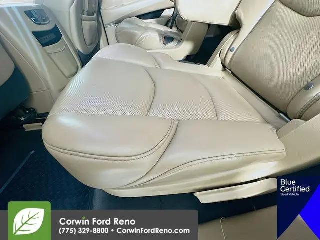2018 Cadillac Escalade Platinum
