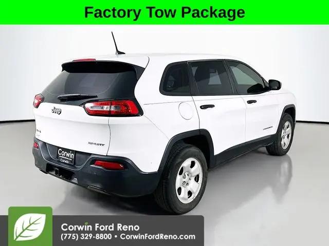 2016 Jeep Cherokee Sport