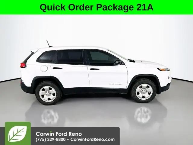 2016 Jeep Cherokee Sport