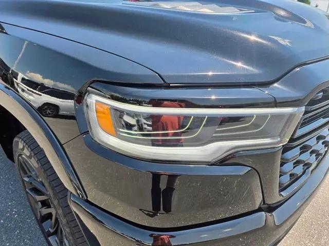 2025 Ram 1500 Limited Crew Cab 4x4 5'7" Box