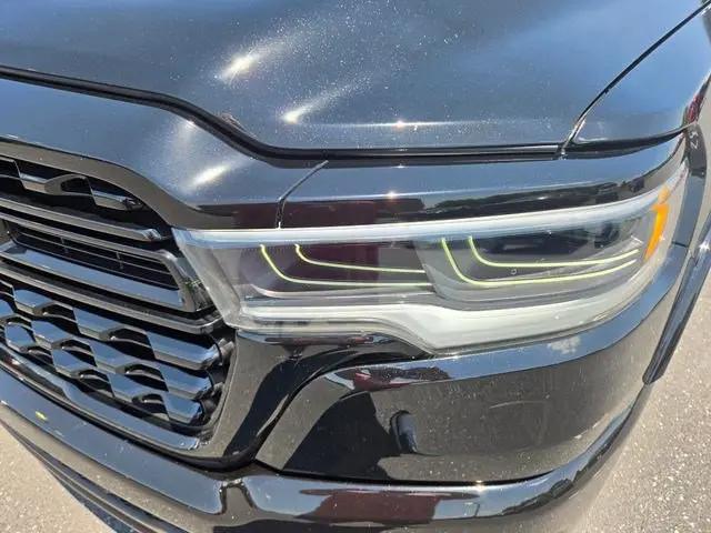 2025 Ram 1500 Limited Crew Cab 4x4 5'7" Box