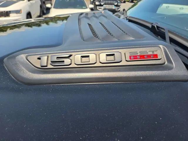 2025 Ram 1500 Limited Crew Cab 4x4 5'7" Box