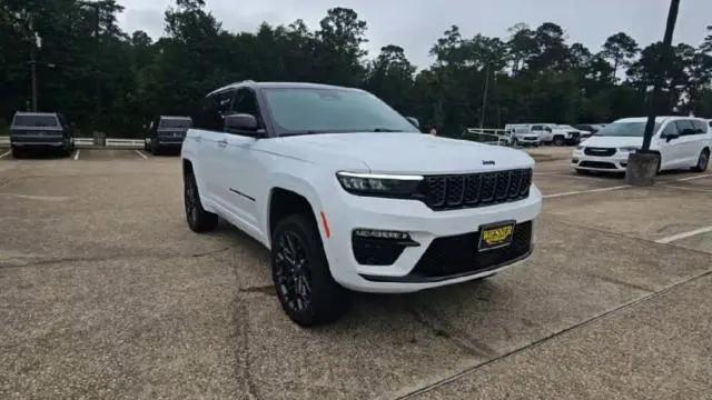 2025 Jeep Grand Cherokee Summit 4x4