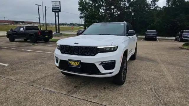 2025 Jeep Grand Cherokee Summit 4x4