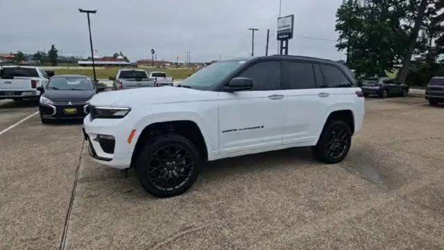 2025 Jeep Grand Cherokee Summit 4x4