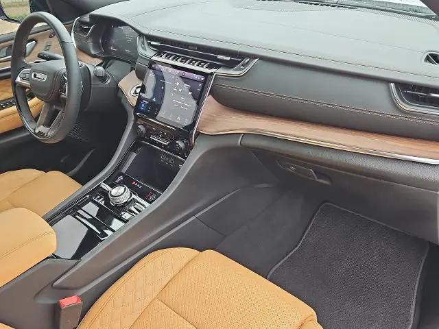 2025 Jeep Grand Cherokee Summit 4x4