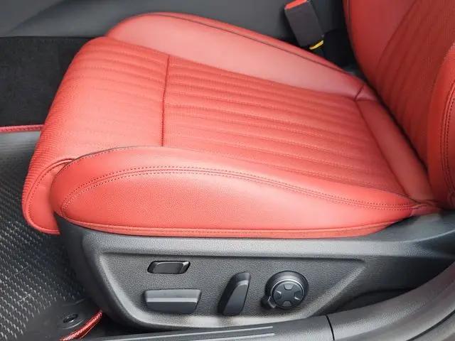 2026 Genesis G70 3.3T RWD Sport Prestige