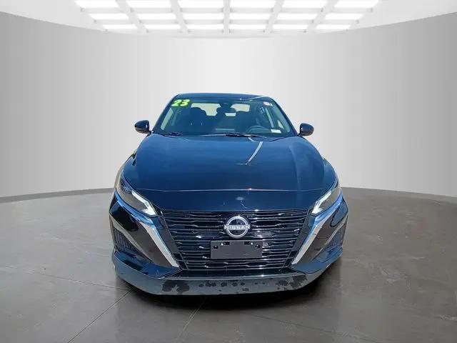 2023 Nissan Altima SV FWD