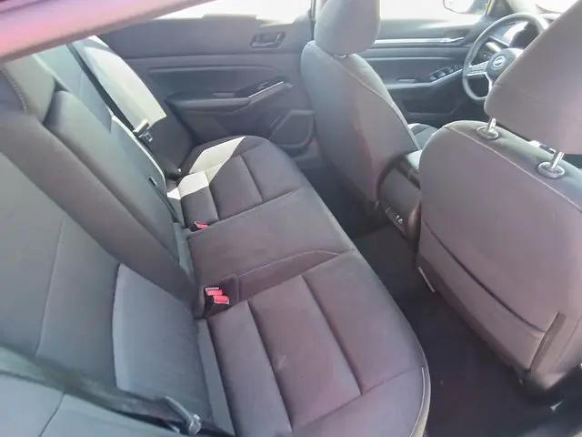 2023 Nissan Altima SV FWD