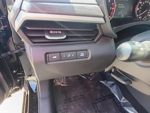 2023 Nissan Altima SV FWD