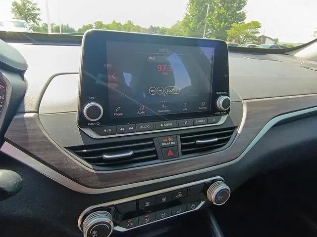 2023 Nissan Altima SV FWD