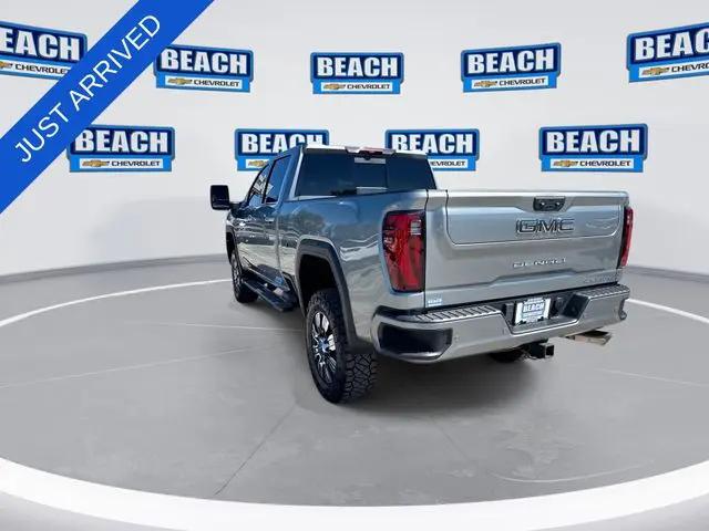 2024 GMC Sierra 2500HD 4WD Crew Cab Standard Bed Denali