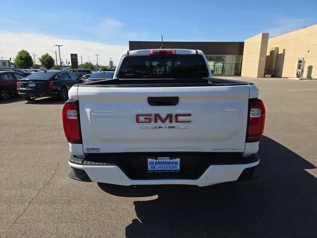 2023 GMC Canyon 4WD Crew Cab Short Box Denali