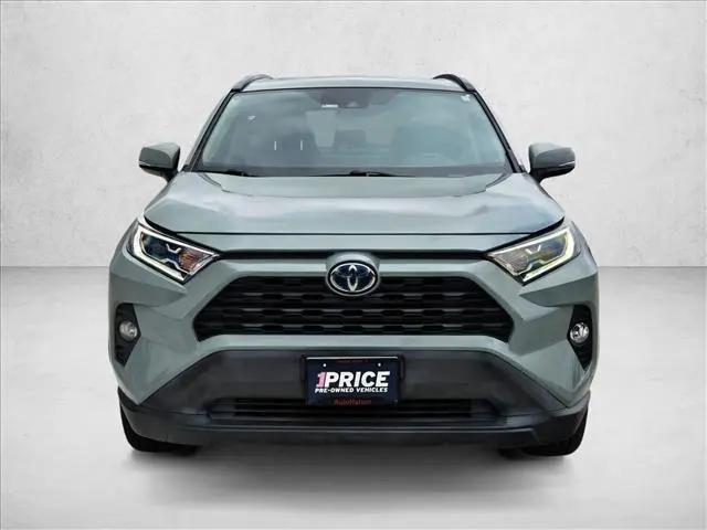 2020 Toyota RAV4 Hybrid XLE