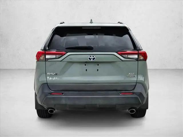 2020 Toyota RAV4 Hybrid XLE