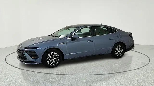 2026 Hyundai Sonata Hybrid Blue