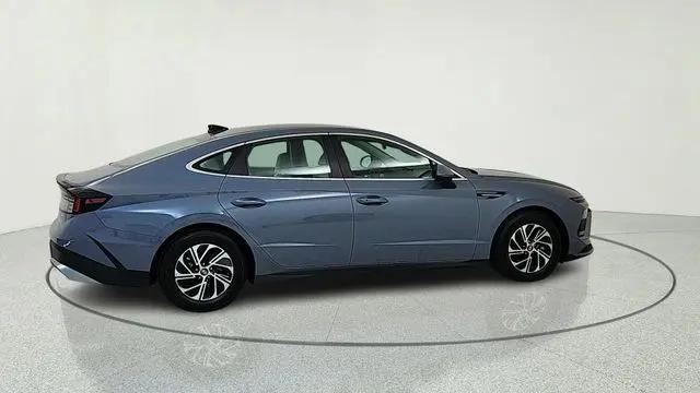 2026 Hyundai Sonata Hybrid Blue