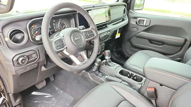 2026 Jeep Wrangler 4-Door Sahara 4x4